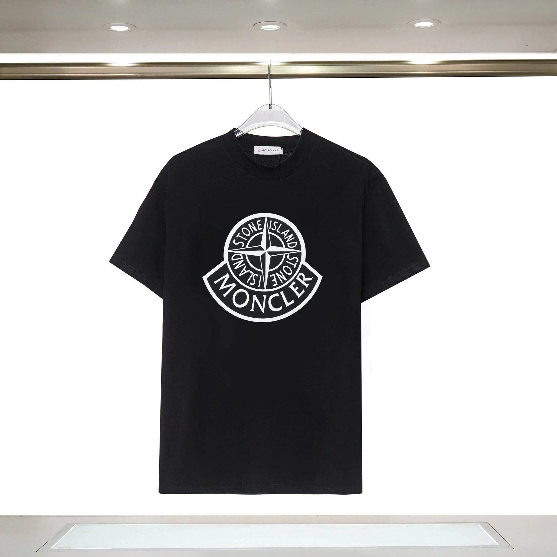 R 196 black