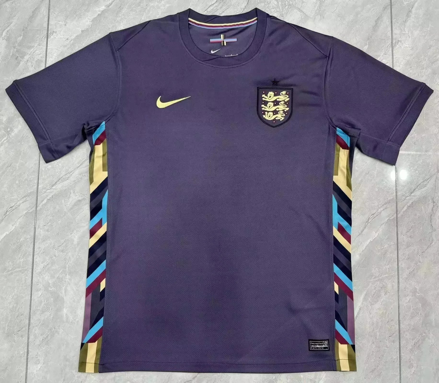 21 Purple 006