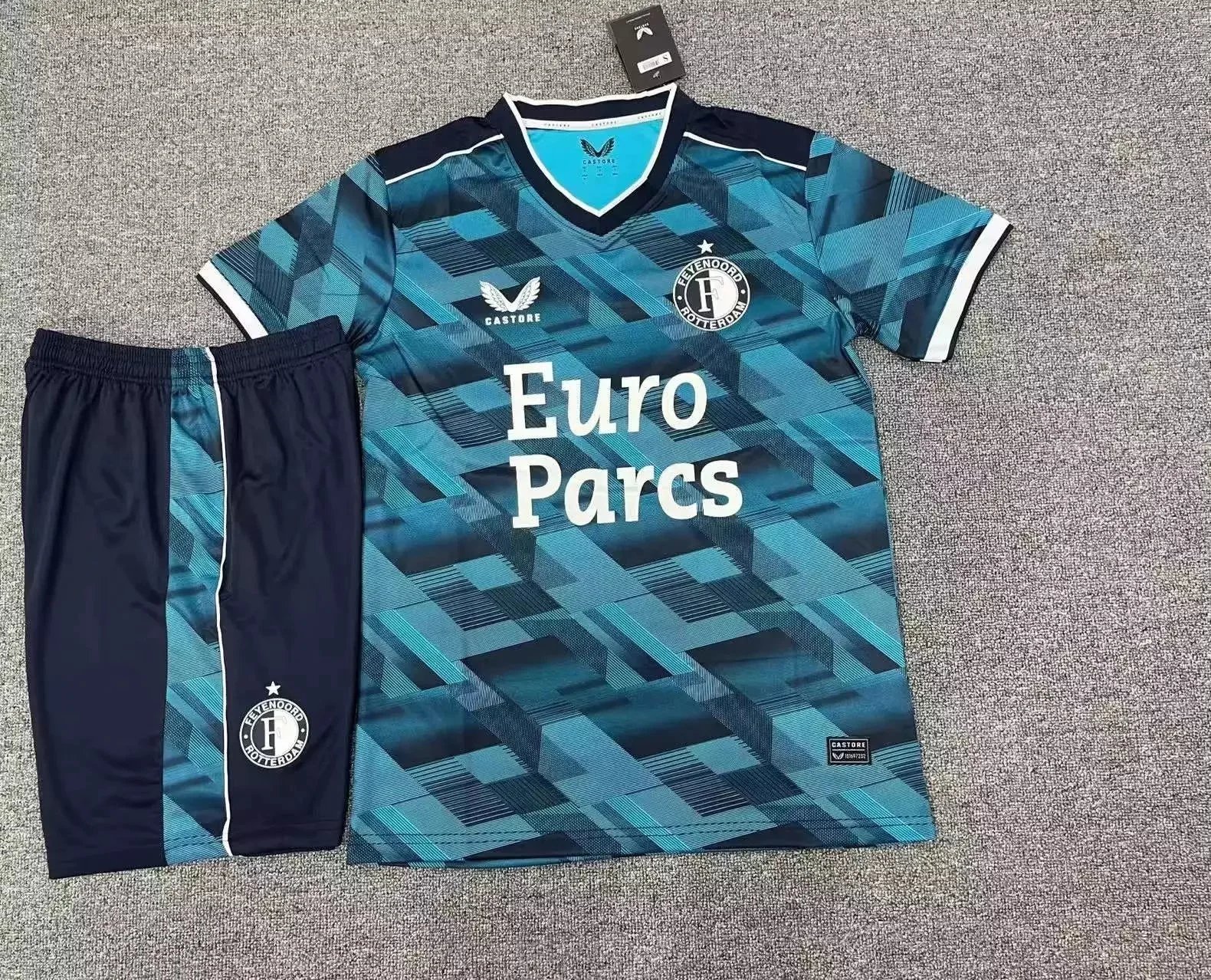 30 blue 006