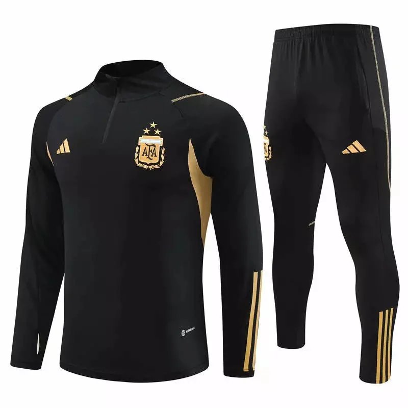 09 Black 006