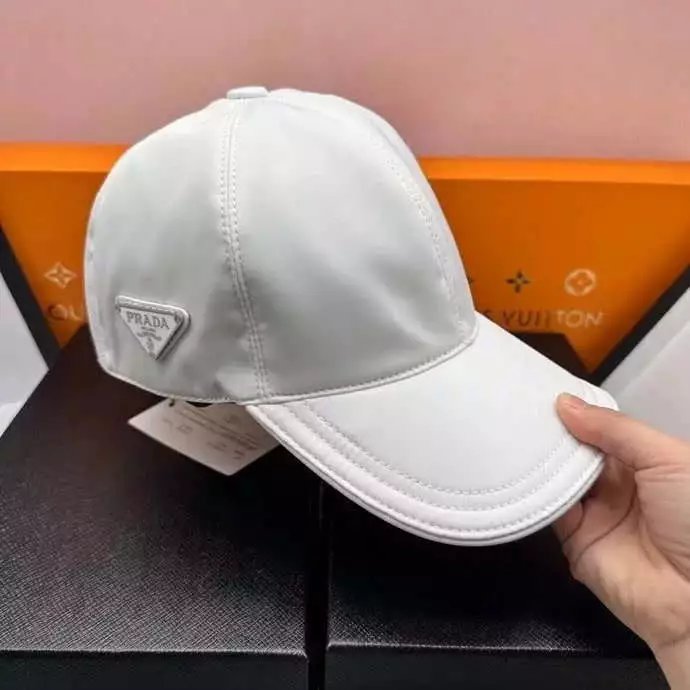 28 white 006