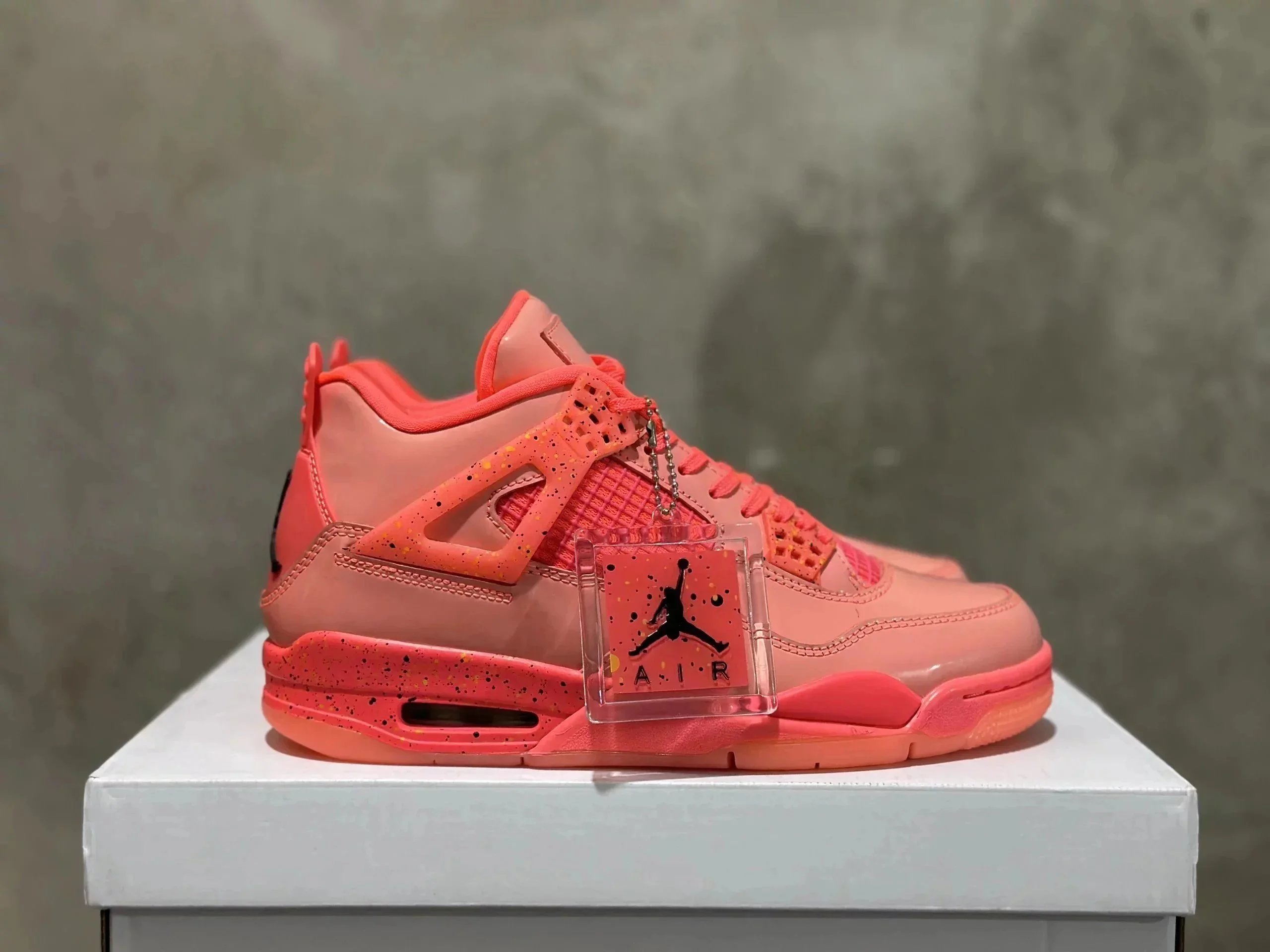 A40-AJ4 Authentic Quality – Vintage Red