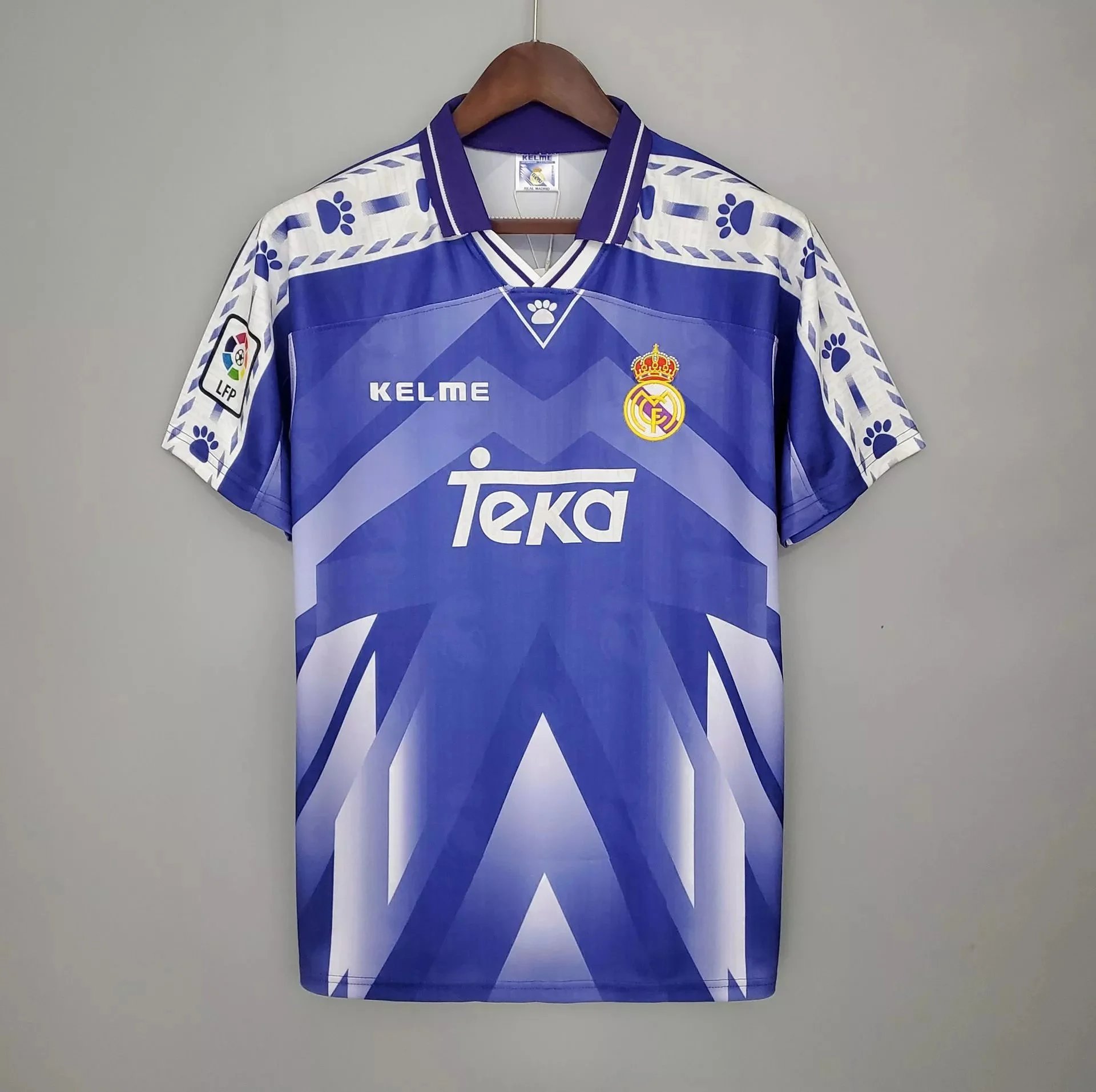 9697 Real Madrid away game