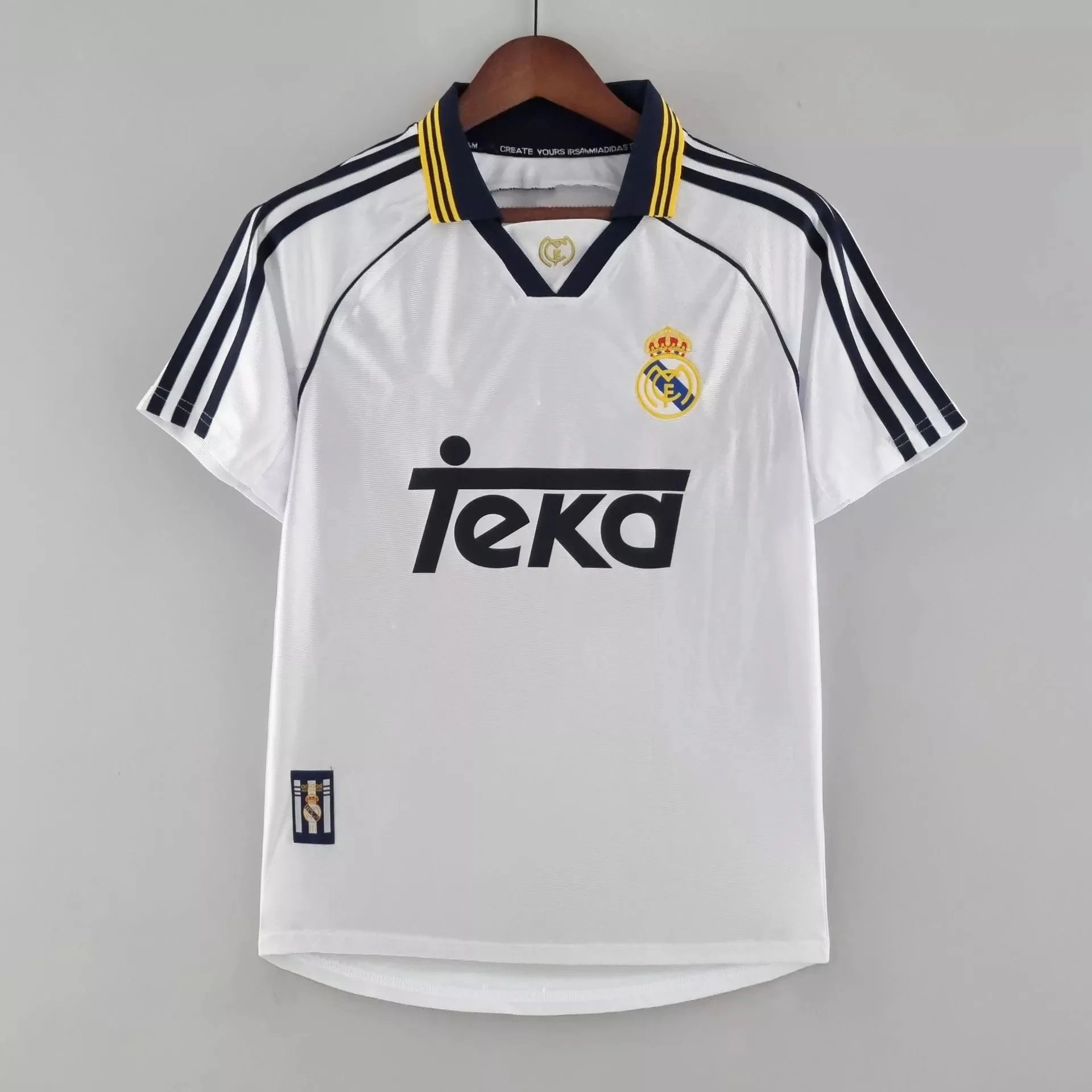 9,800 Real Madrid home stadium