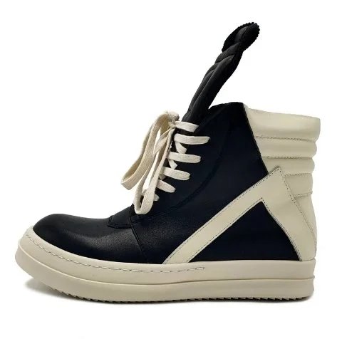 7 black