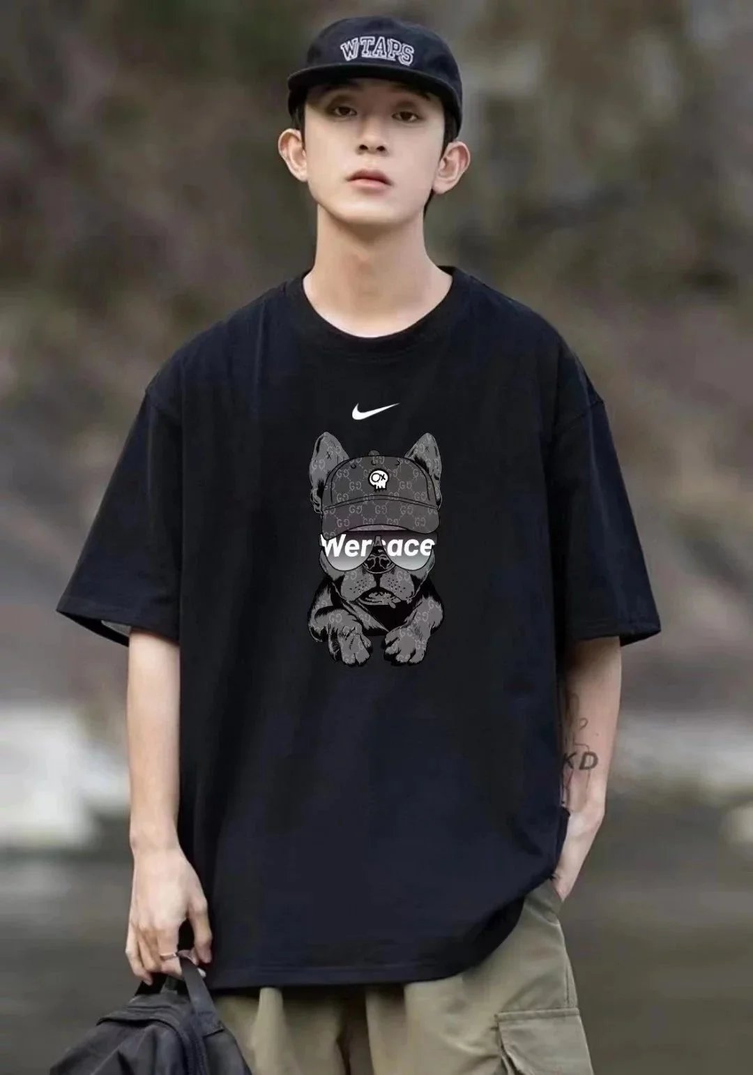 Black Hat Dog 002