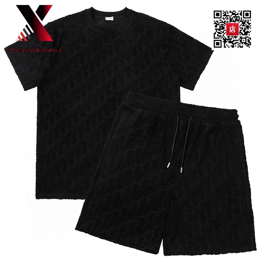 01 Black