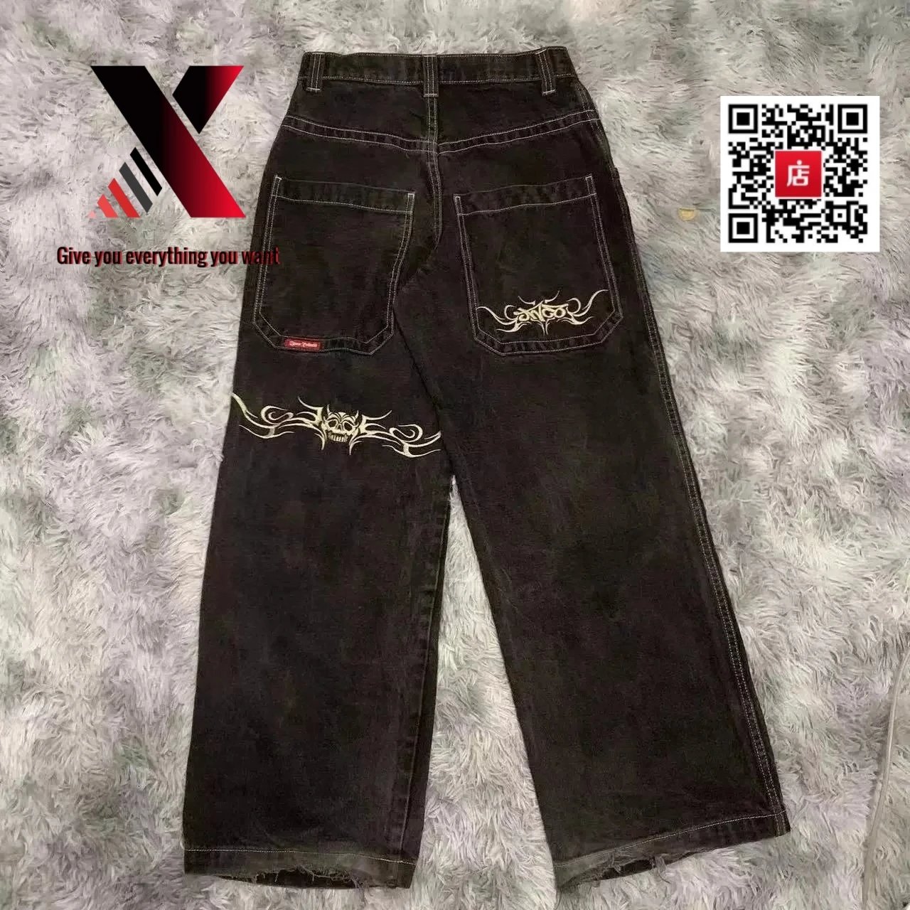 32 black