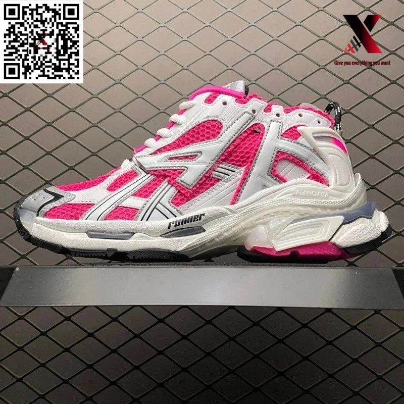 Runner dad shoes, goddess pink