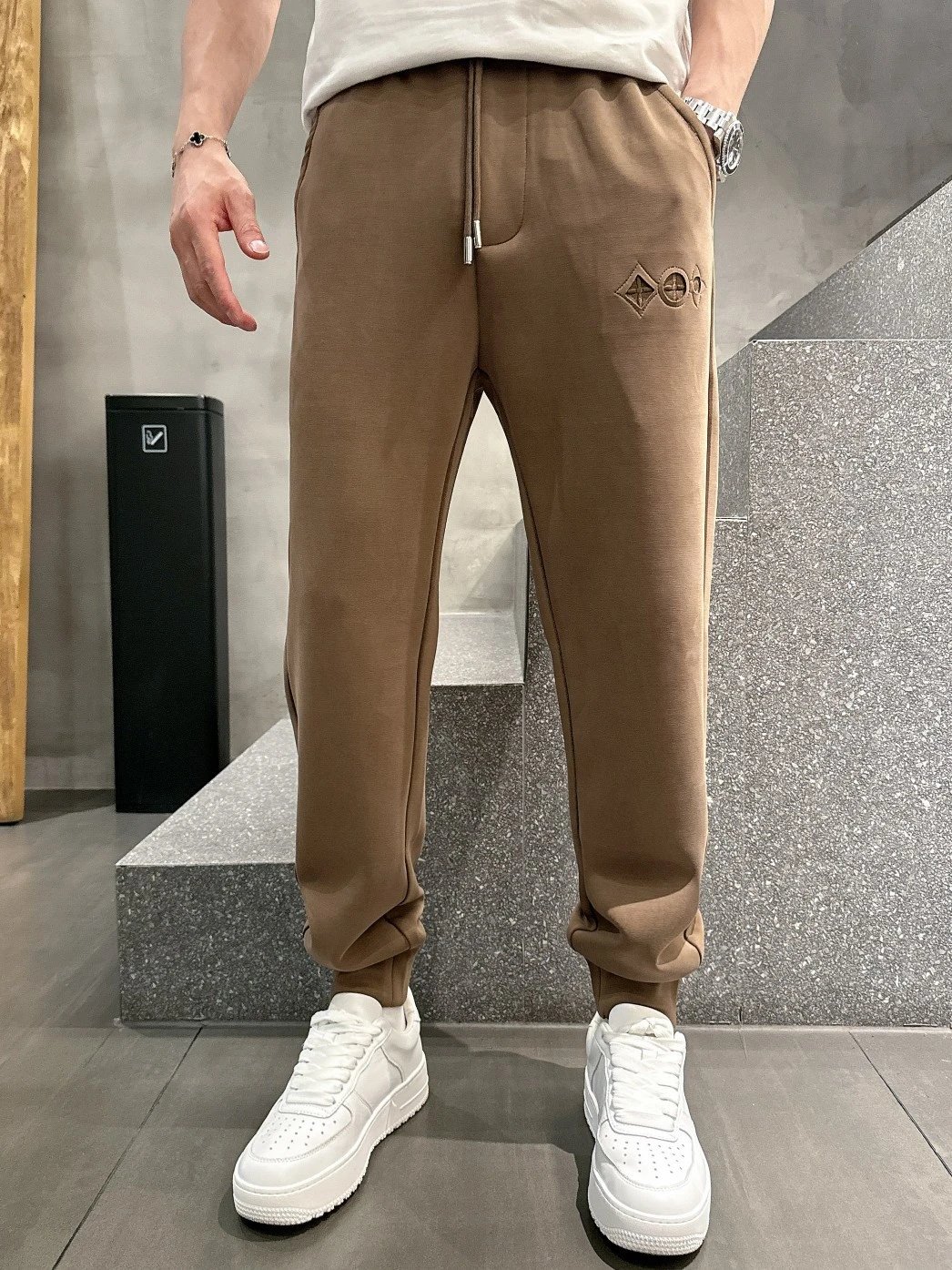 33