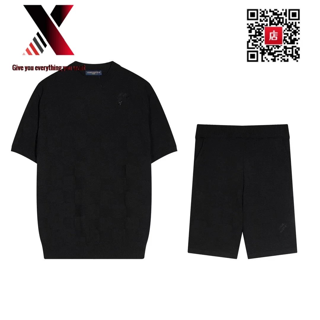 13 black