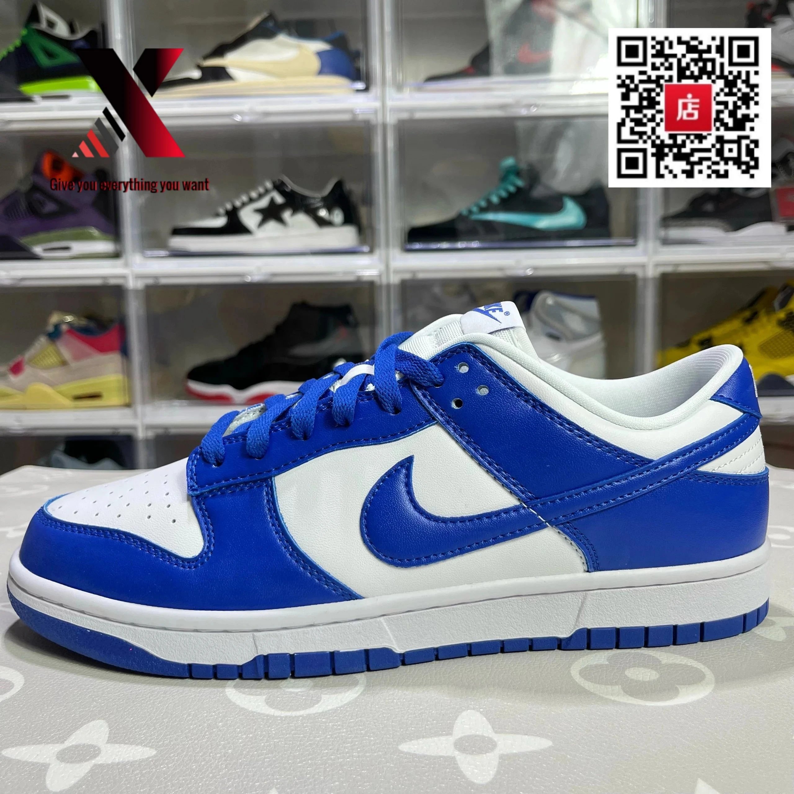 Dunk Kentucky (Exclusive Spot Supply)