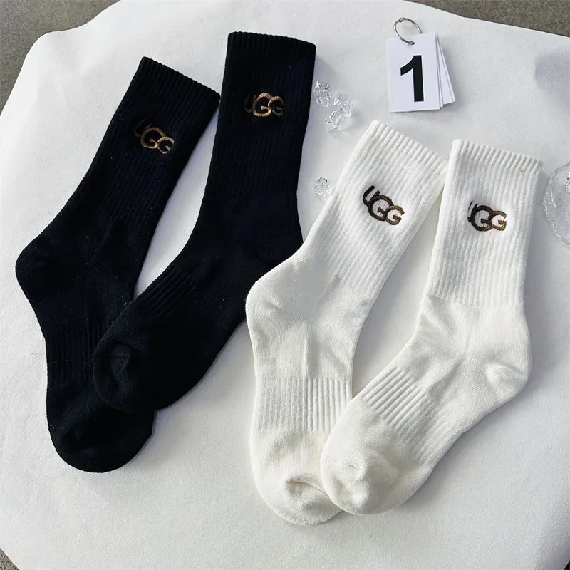 03Black + White