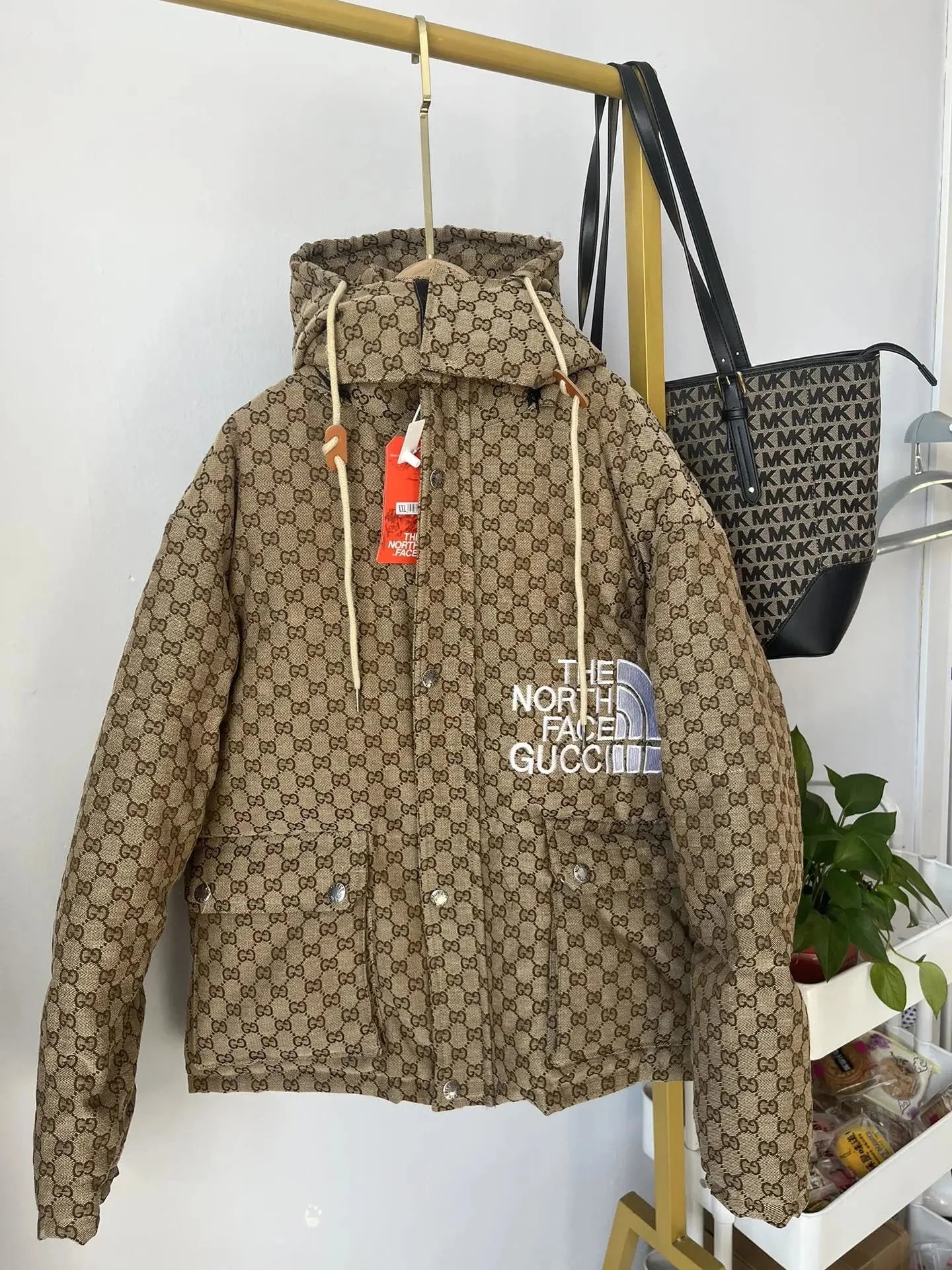 2 khaki