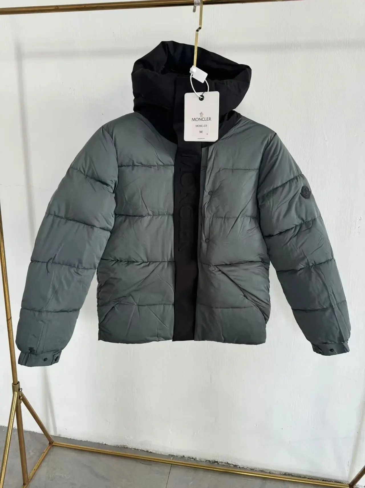 13 Gray-green