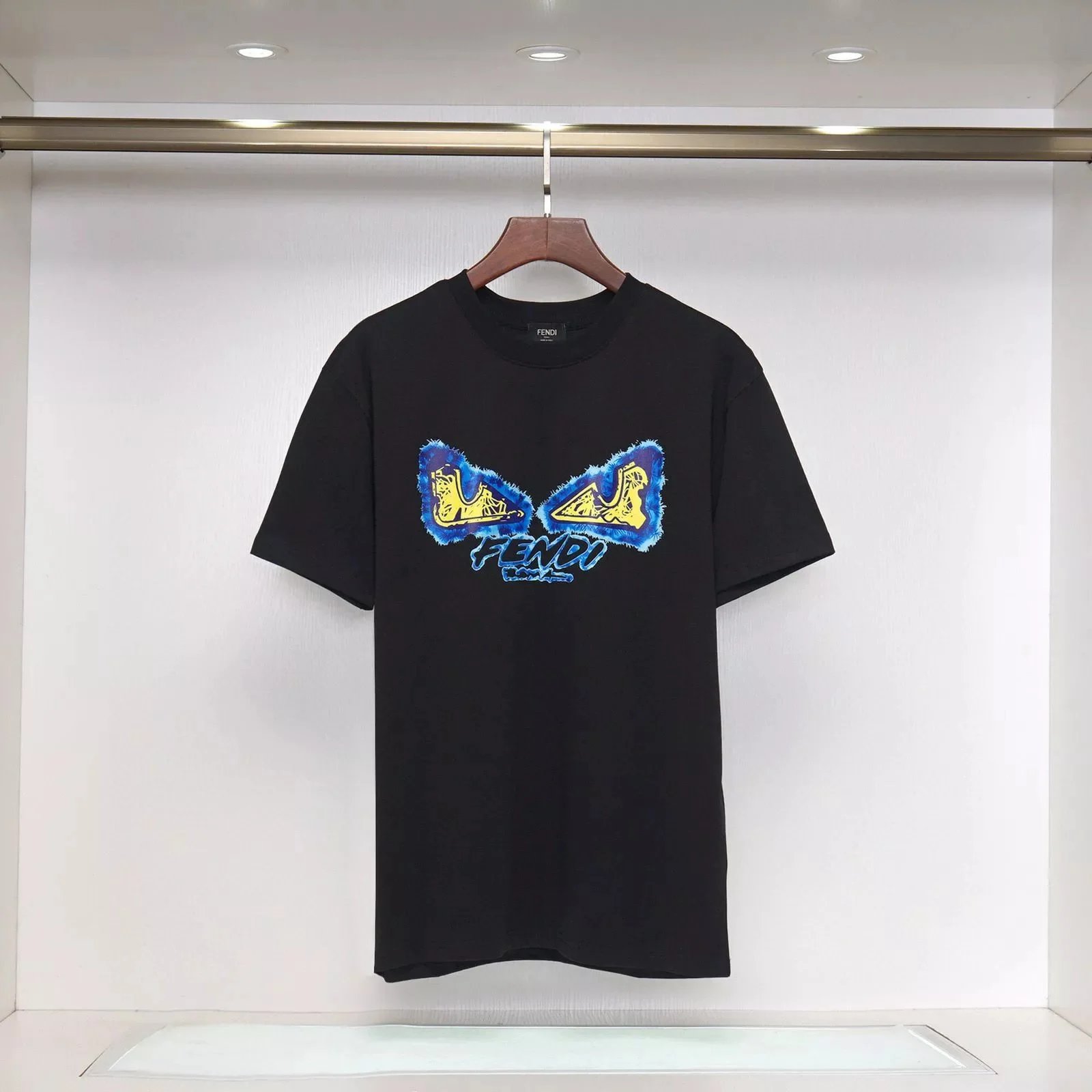 11 Black 005