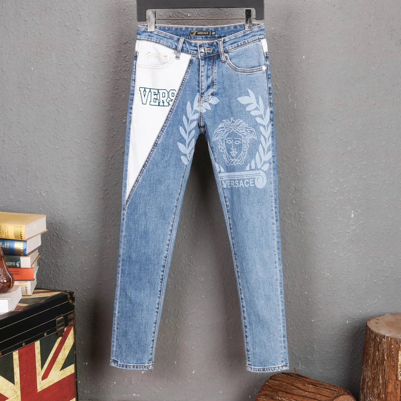 28 Black 002