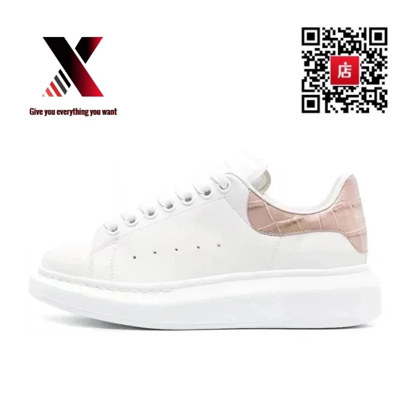 White powder crocodile-pattern tail