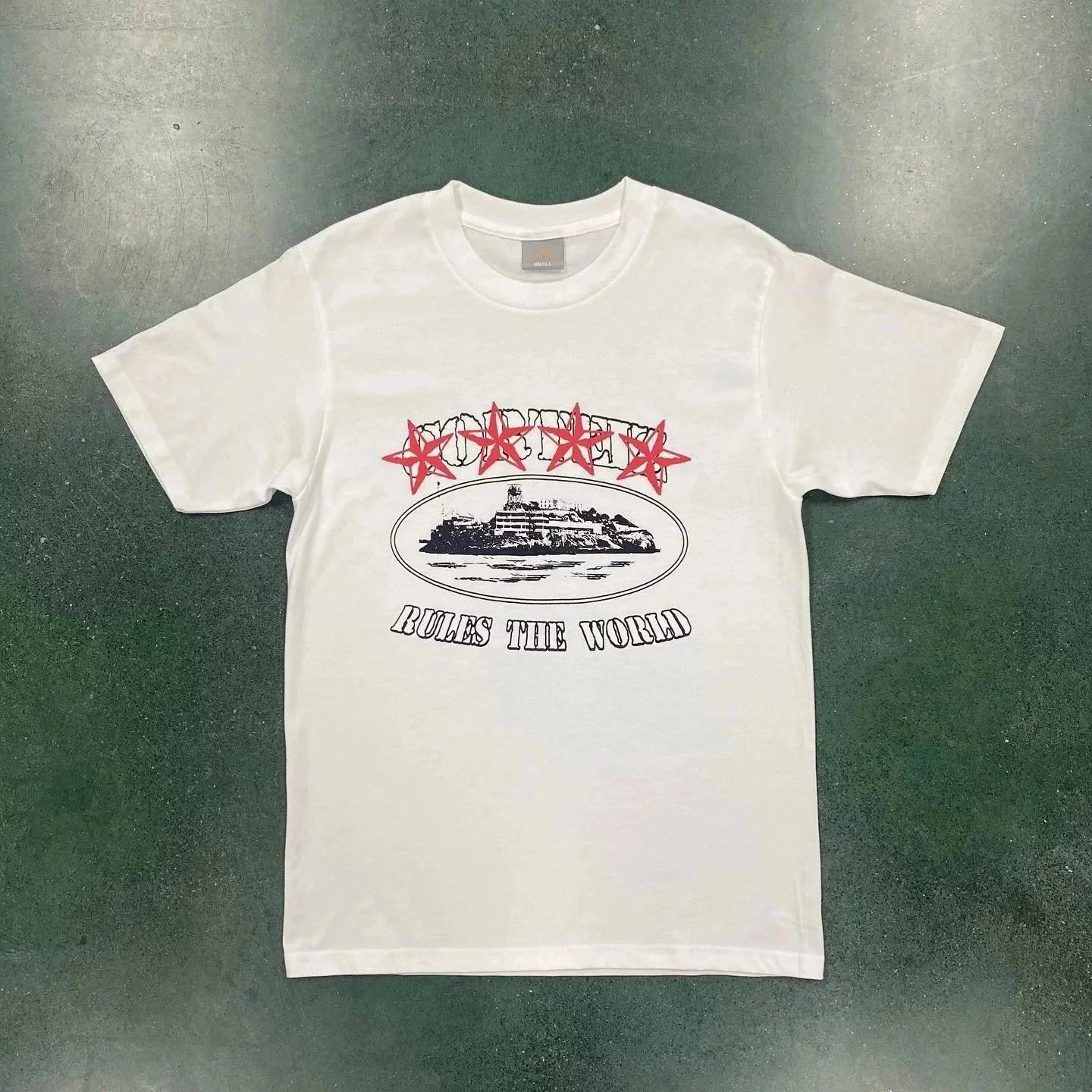 39 white