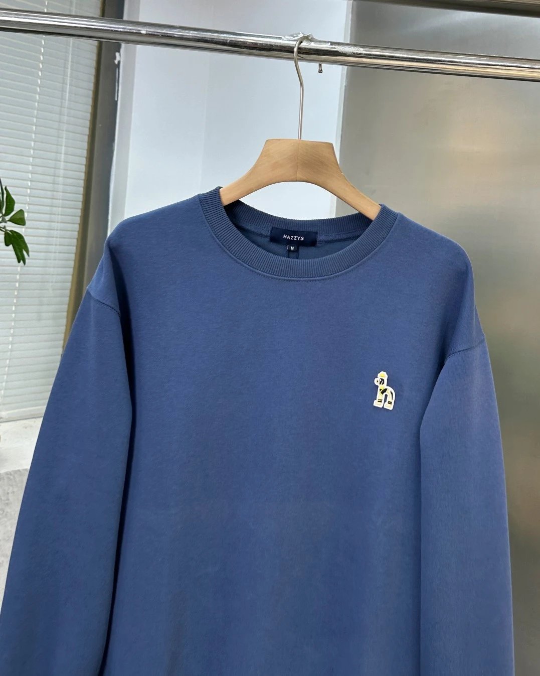 33