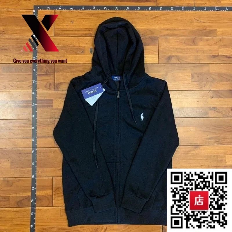 Real-shot cardigan, black with a white label