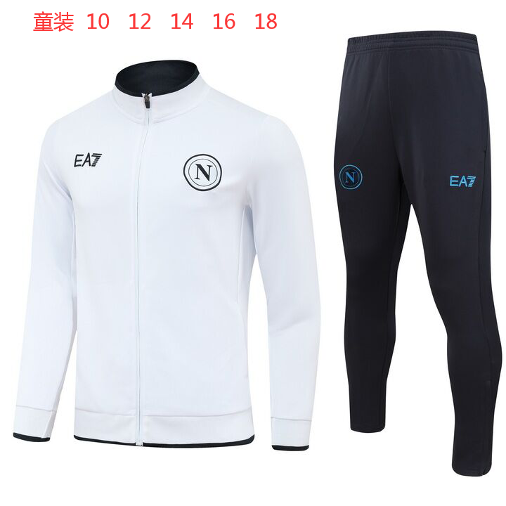 19 White 006