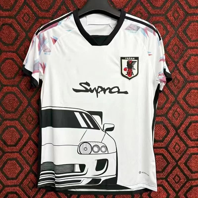 05 White 006