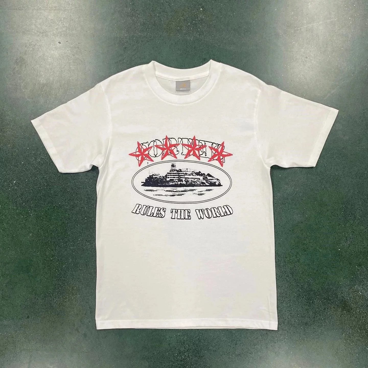 39 white