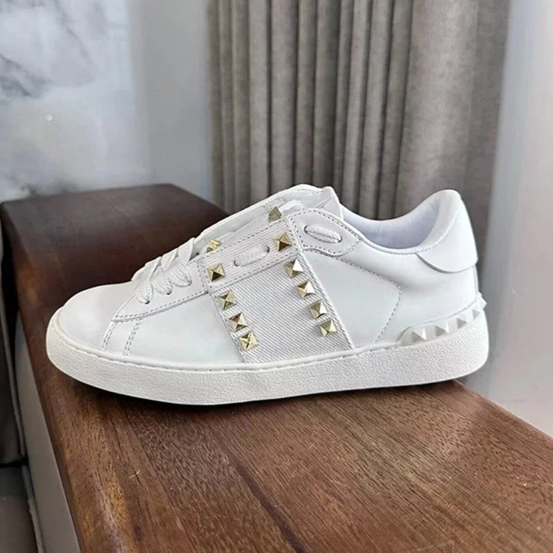 White denim with studs 26