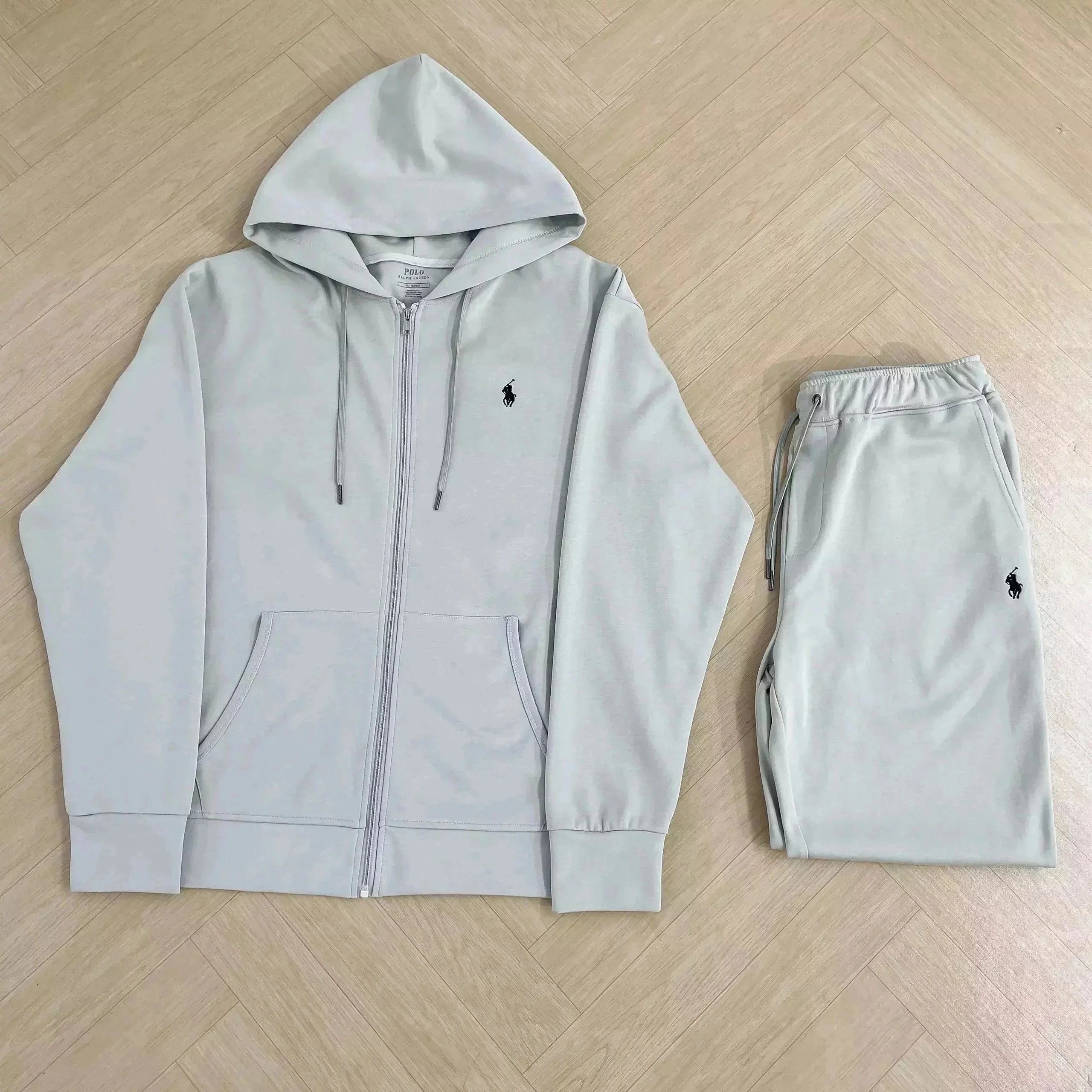 04 Gray-Green 002