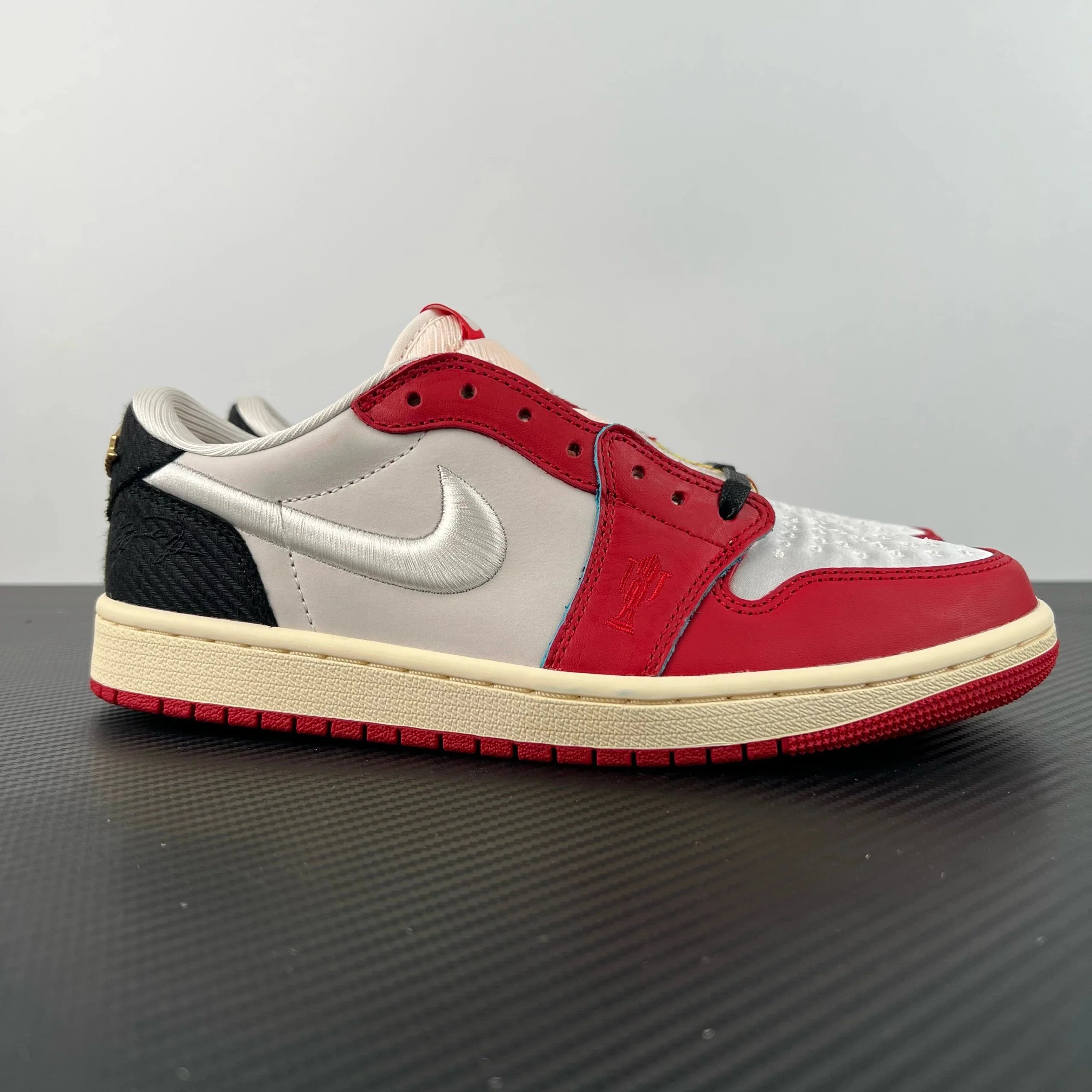 White and Red Collaboration