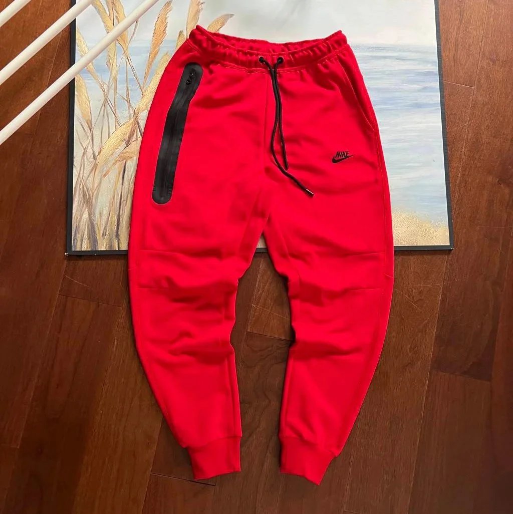 8002 White pants