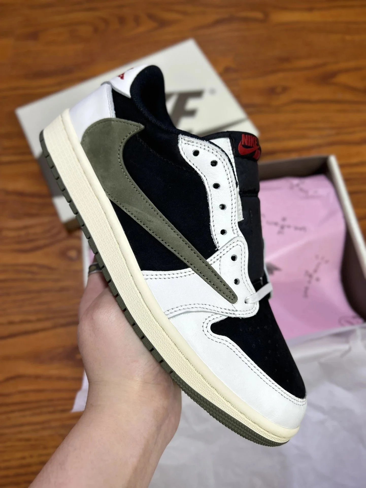 black green low