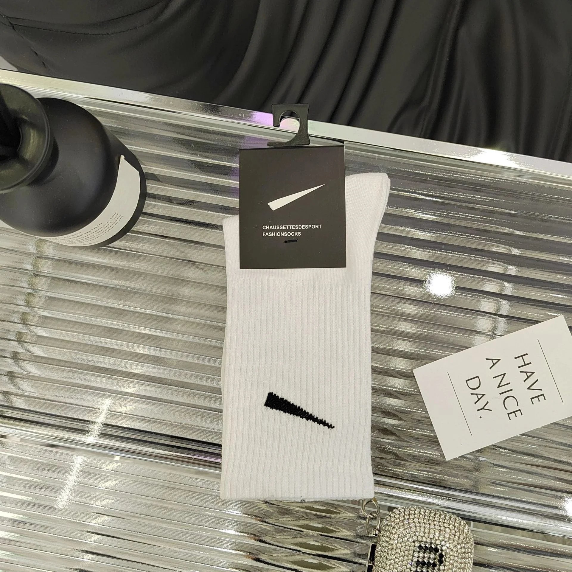 10 pairs of high-top white socks