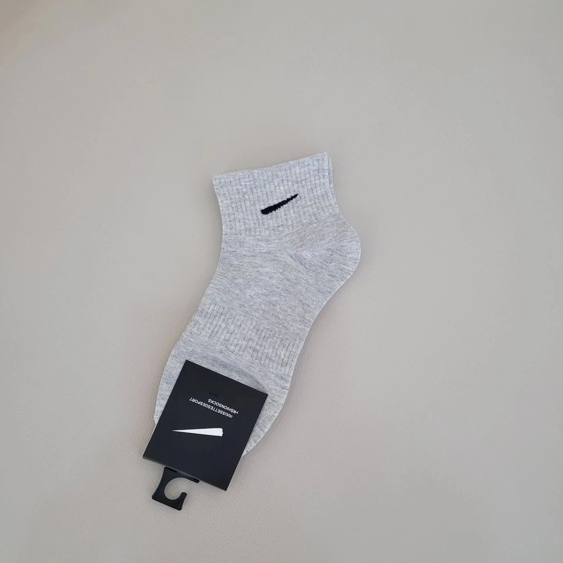 Short gray socks, 10 pairs