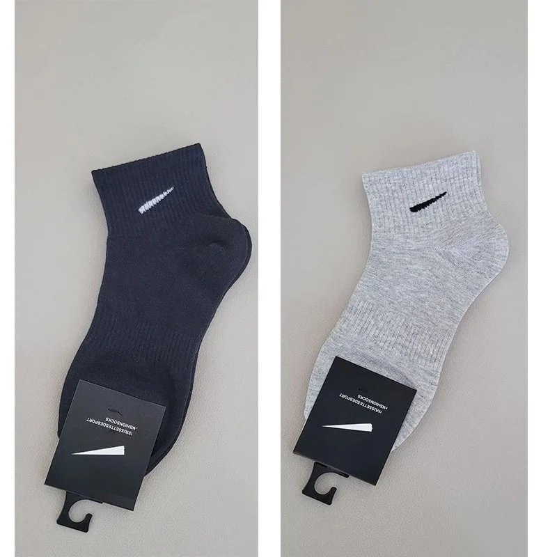 5 pairs of short black socks, 5 pairs of gray socks