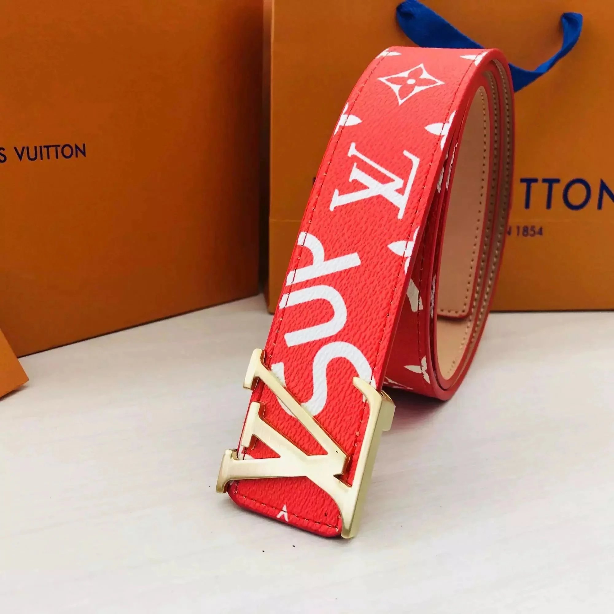 New SUP red-gold buckle