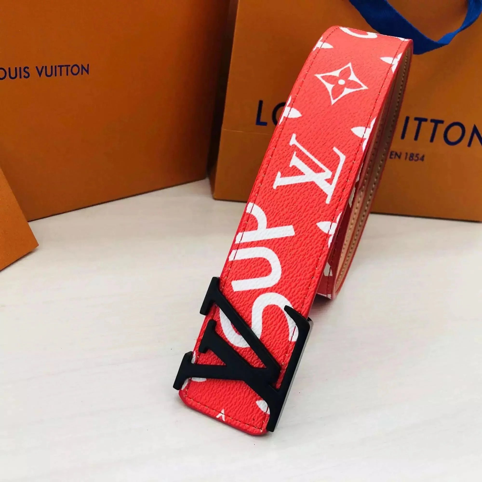 New SUP red and black buckle