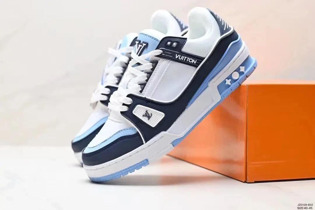 8 White blue black