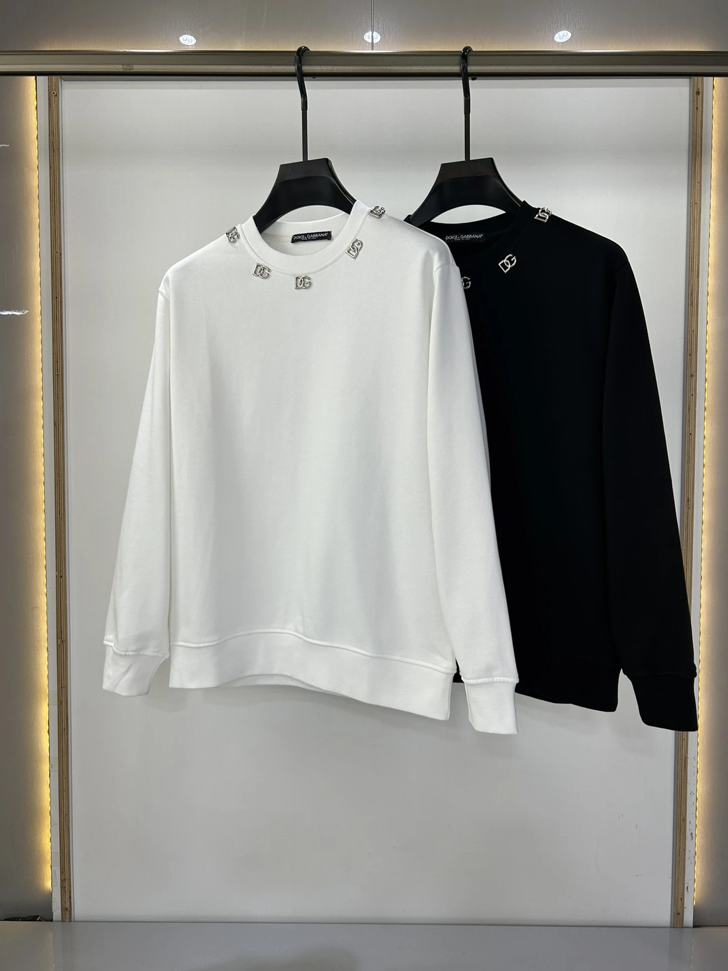 30 white