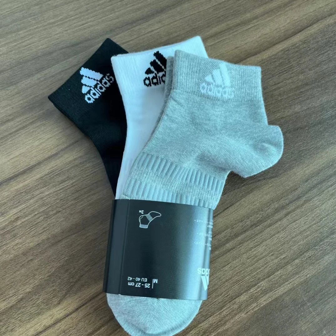 10(three pairs)
