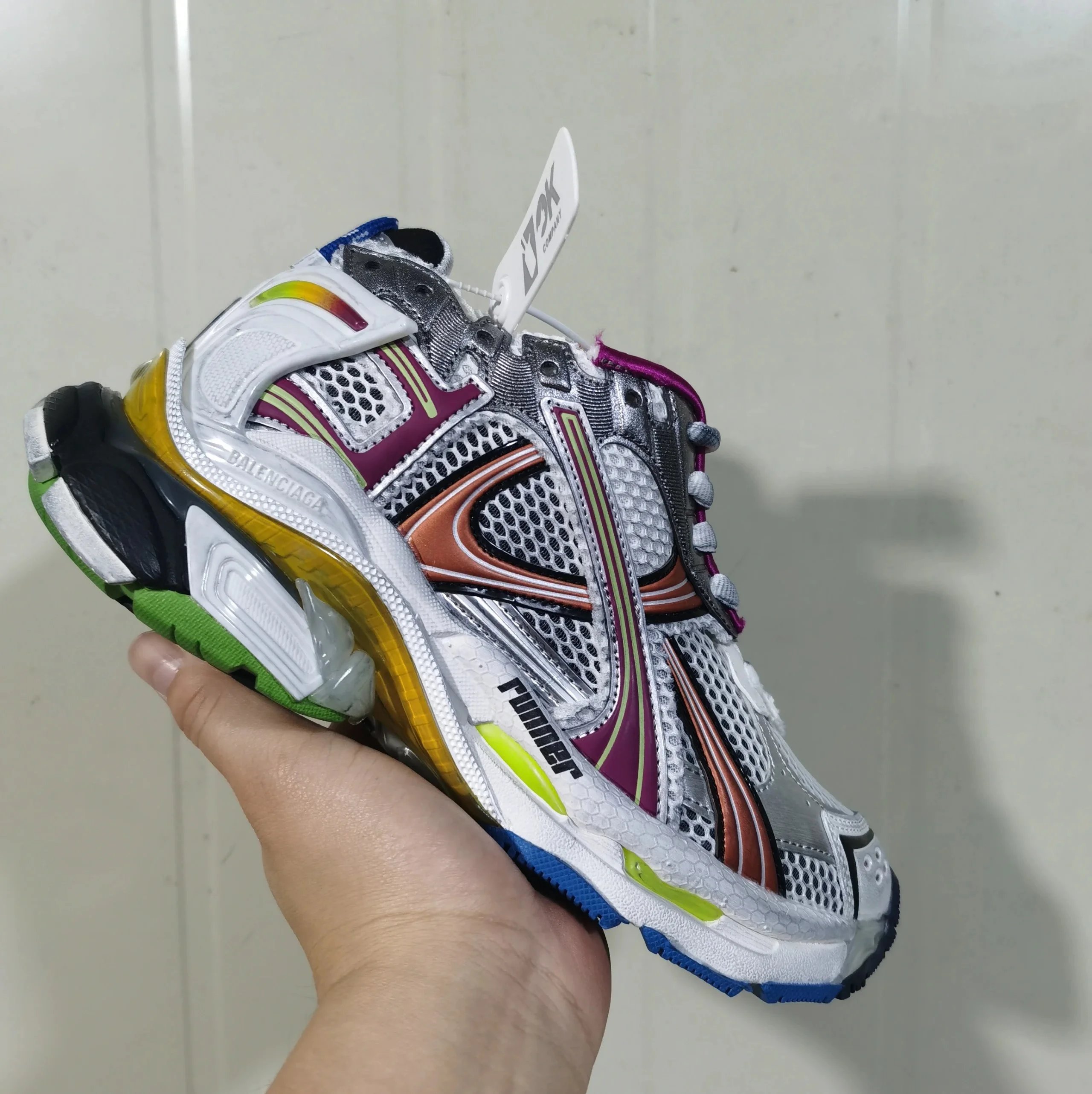 runner7.5 color