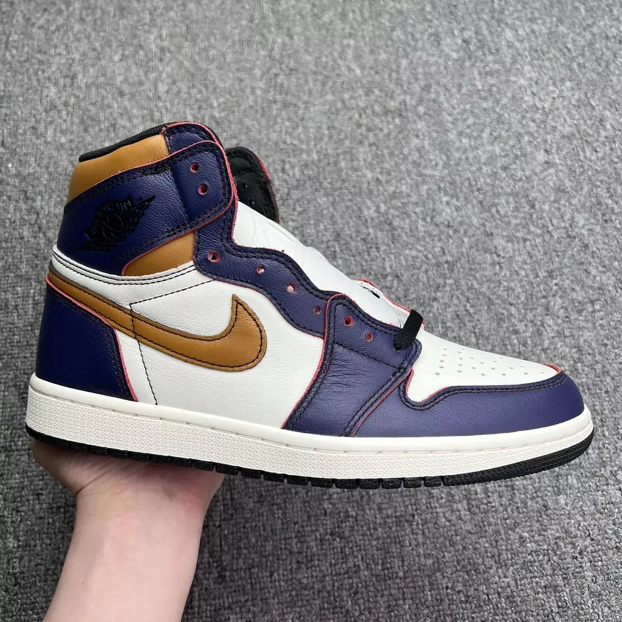 New XC AJ1 Lakers Scratch-Off