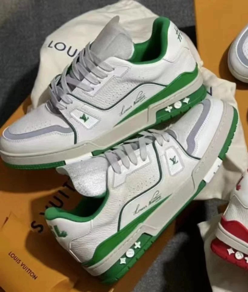 #54 White and Green