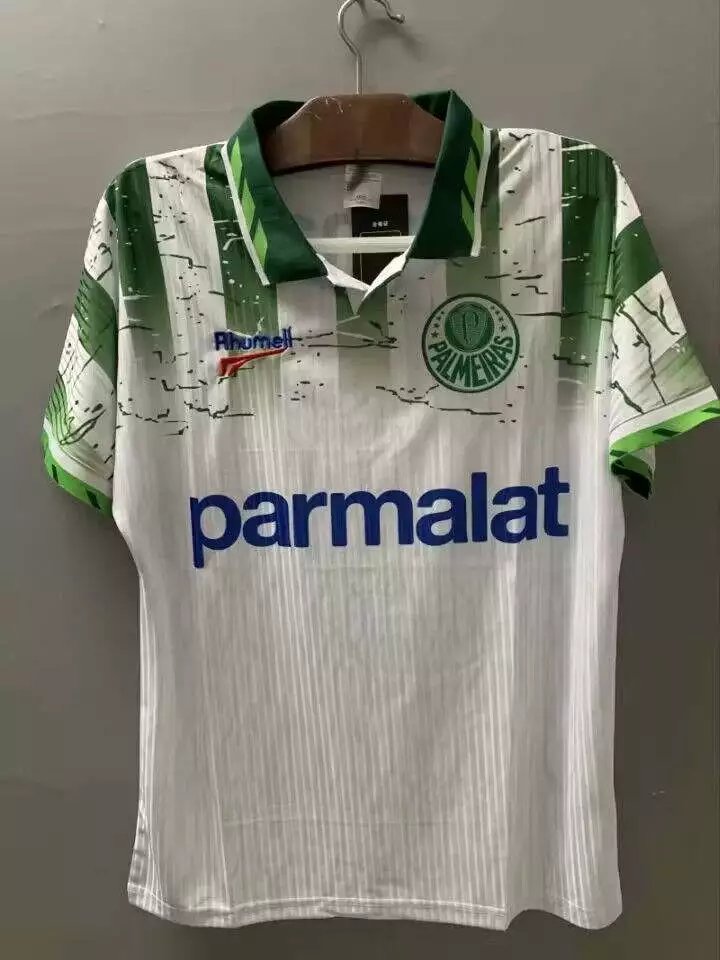 01 White 006