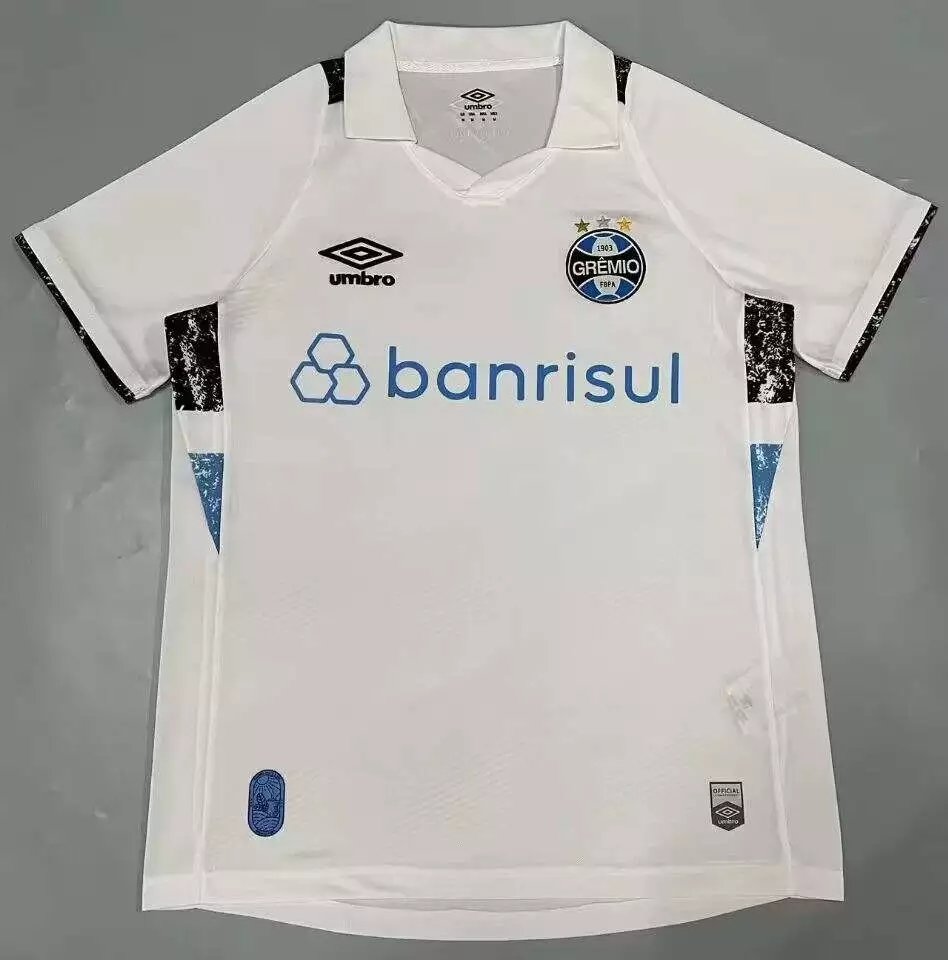 31 white 006
