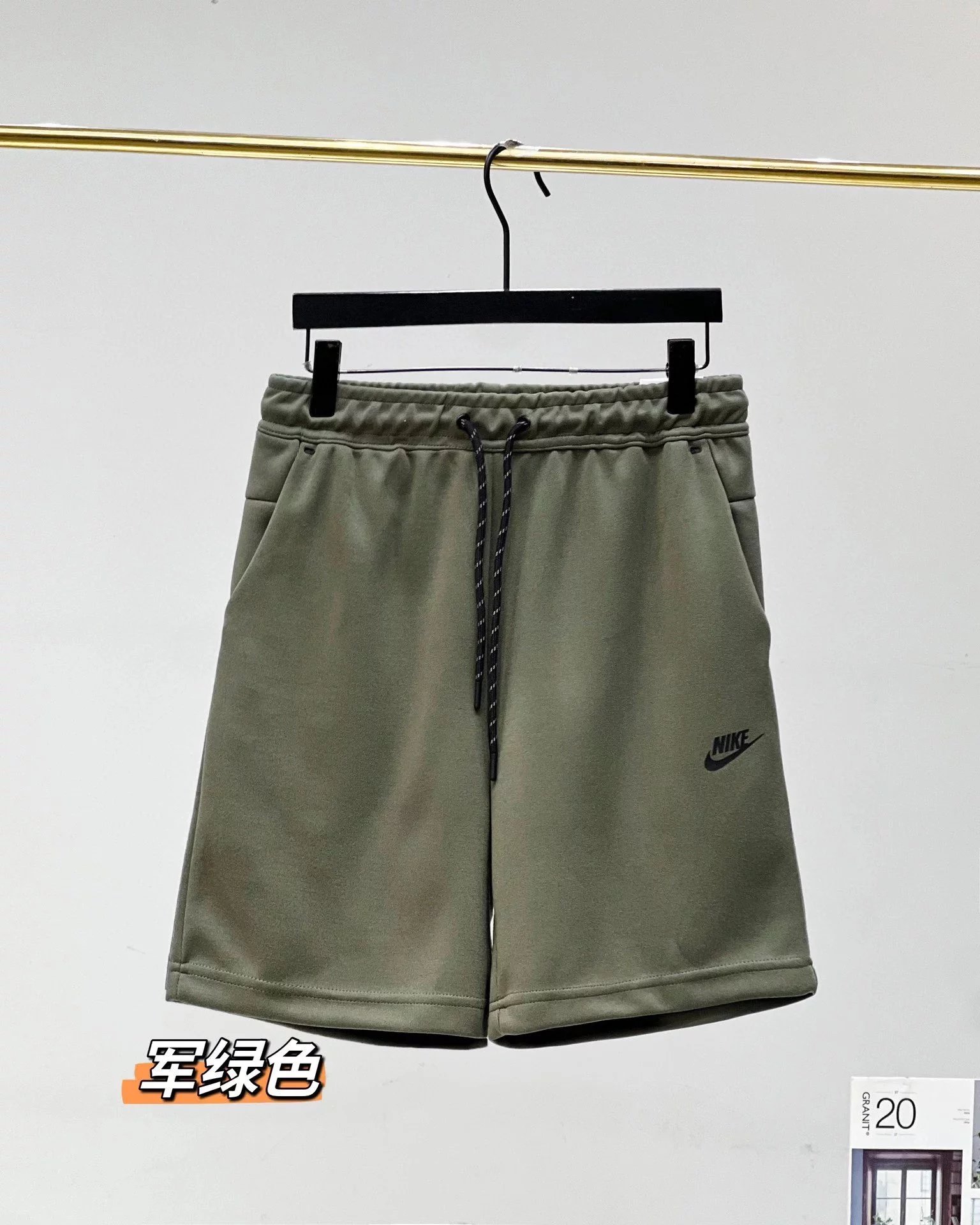 10 Green 005
