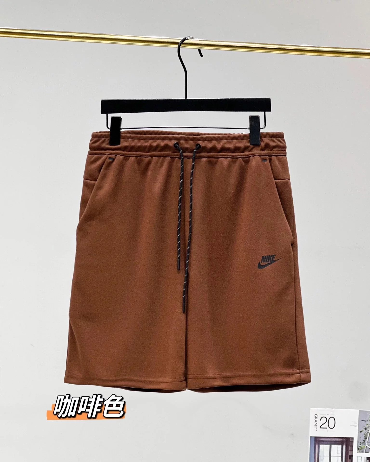 11 Brown 005