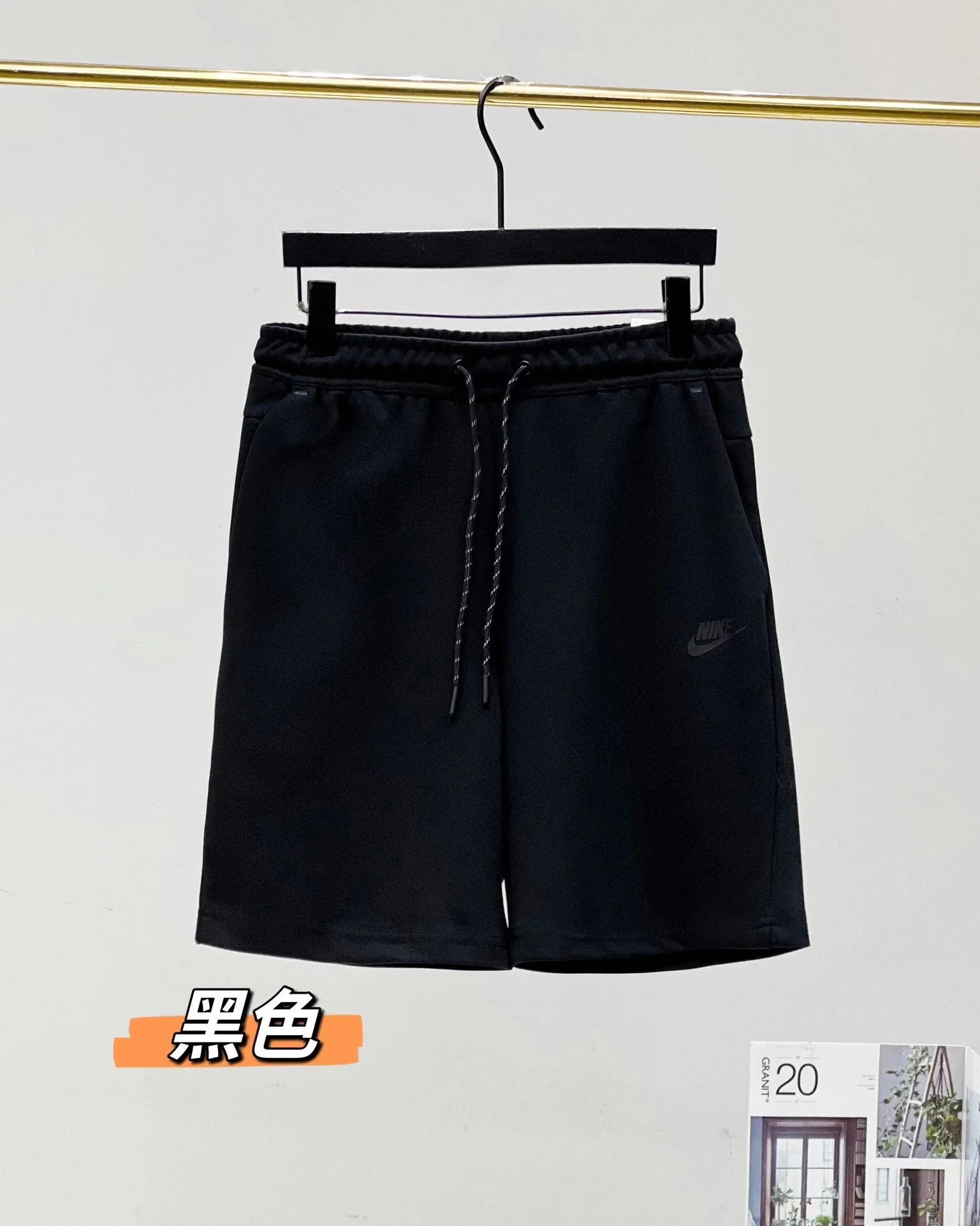 19 Black 005