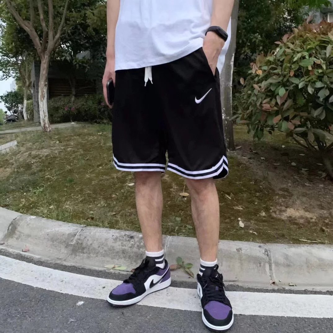 21 Black 005